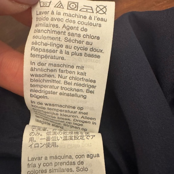 J. Crew Size 4 Classic Navy Pleated Navy Skirt - Picture 7 of 7